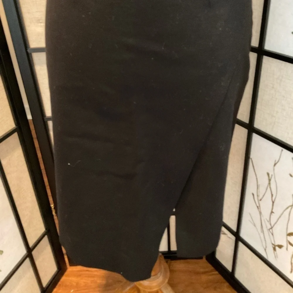 White House Black Market Asymmetrical Split Skirt Size 0